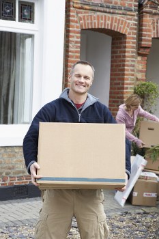 Removal team planning a house move in Elmpark